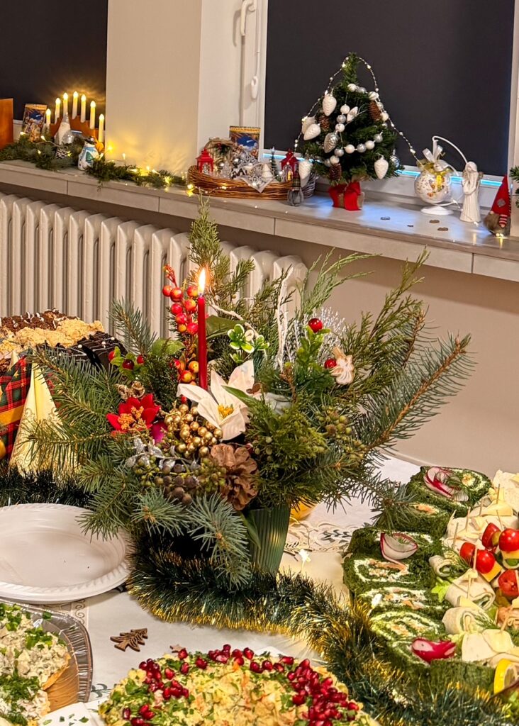 6CFDEC28 A672 41C4 8430 FDAC8B0589C7 732x1024