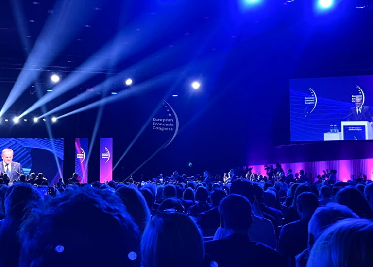 F95691E6 7721 4A6C BCF1 E16EFE9C438A 768x549