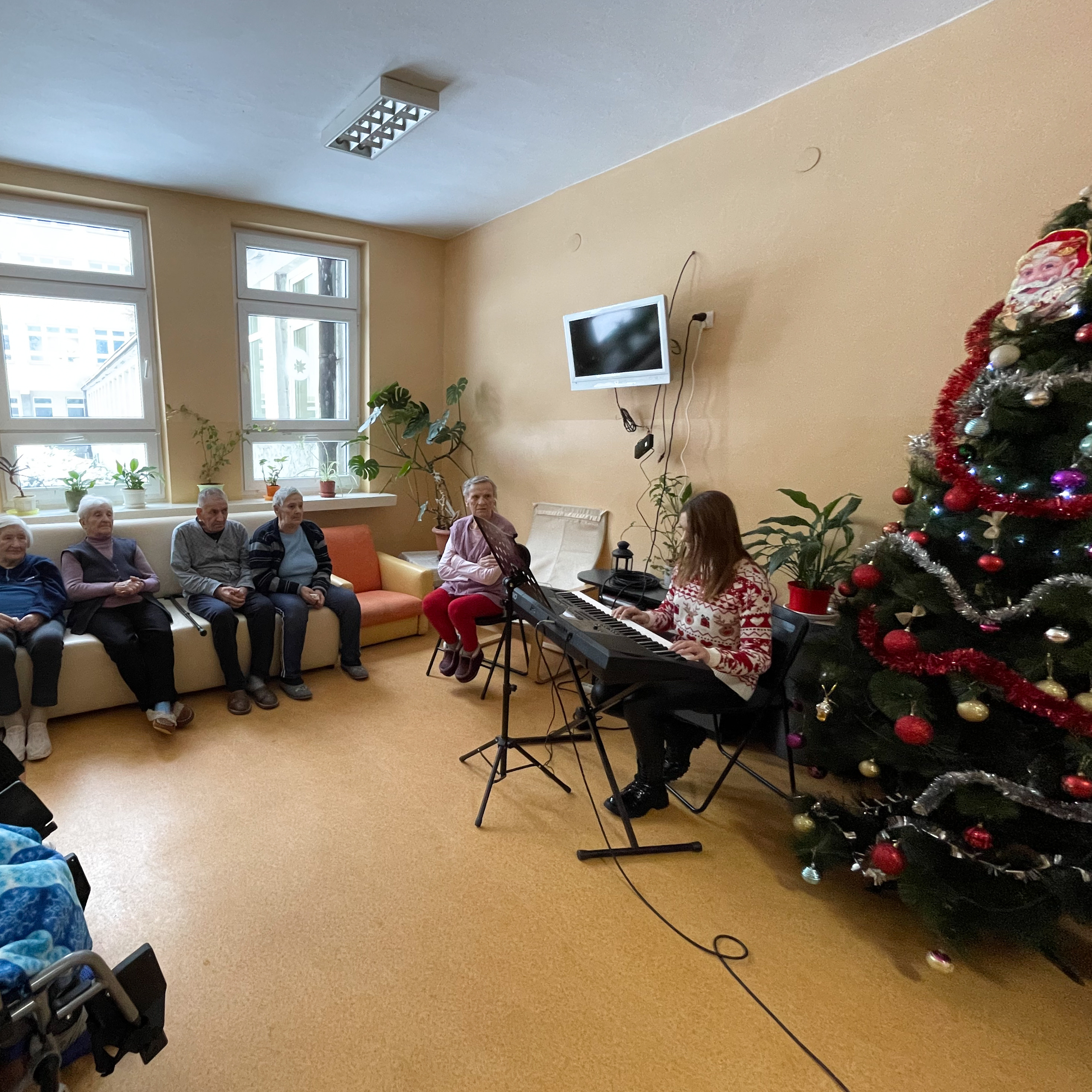 BFDECFDA 6C14 4C8E 8AC2 F3F399DE6042